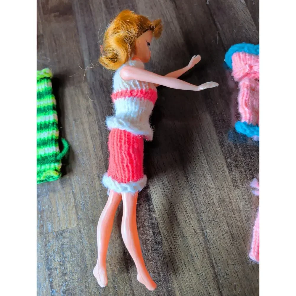 VTG 60s Barbie with Handmade Pink White Crochet Knitted Dress Plus 3 Outfits